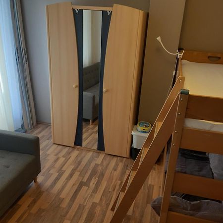 Prague Apartment In Most Near Golf Club, Aqua-Hipo-Autodrom In Most Exteriör bild